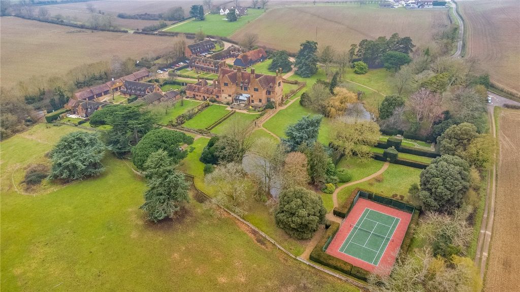 Property photo 3 of 27 Picture No. 06