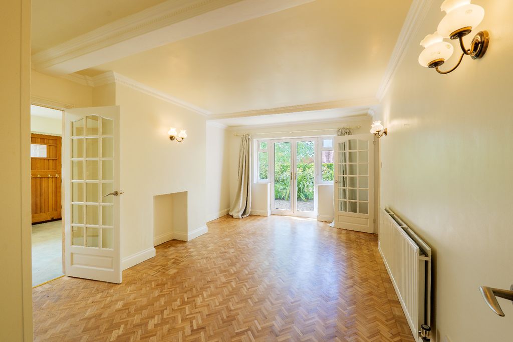 Property photo 3 of 34 5117815