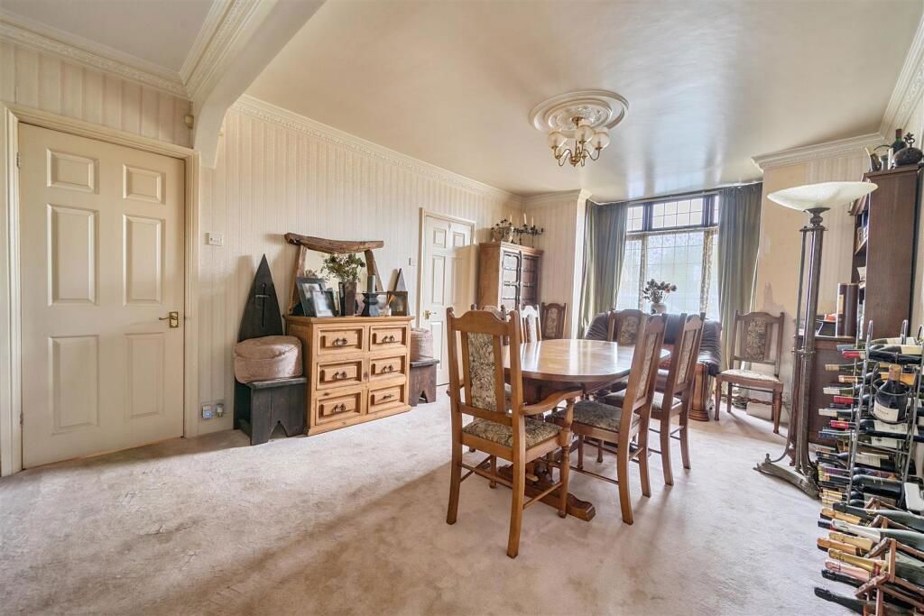 Additional image 7 of 4 bed detached house for salePortchester Road, Fareham PO16