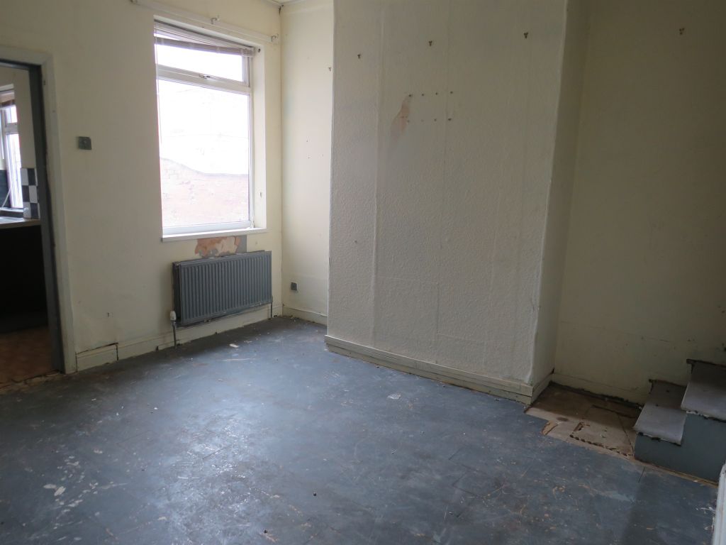 Property photo 3 of 4