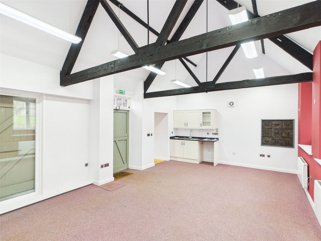 Property photo 2 of 5 Picture No. 01