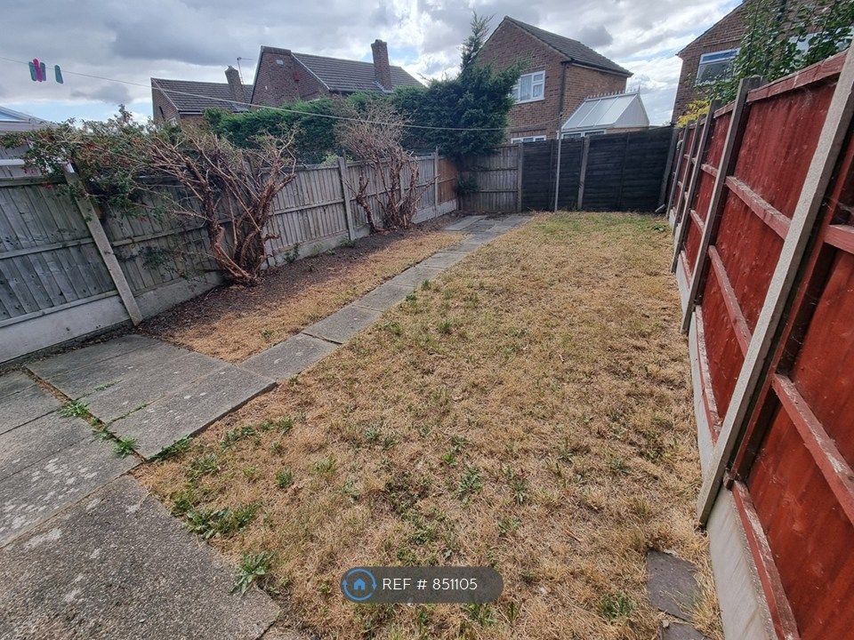 Property photo 3 of 27