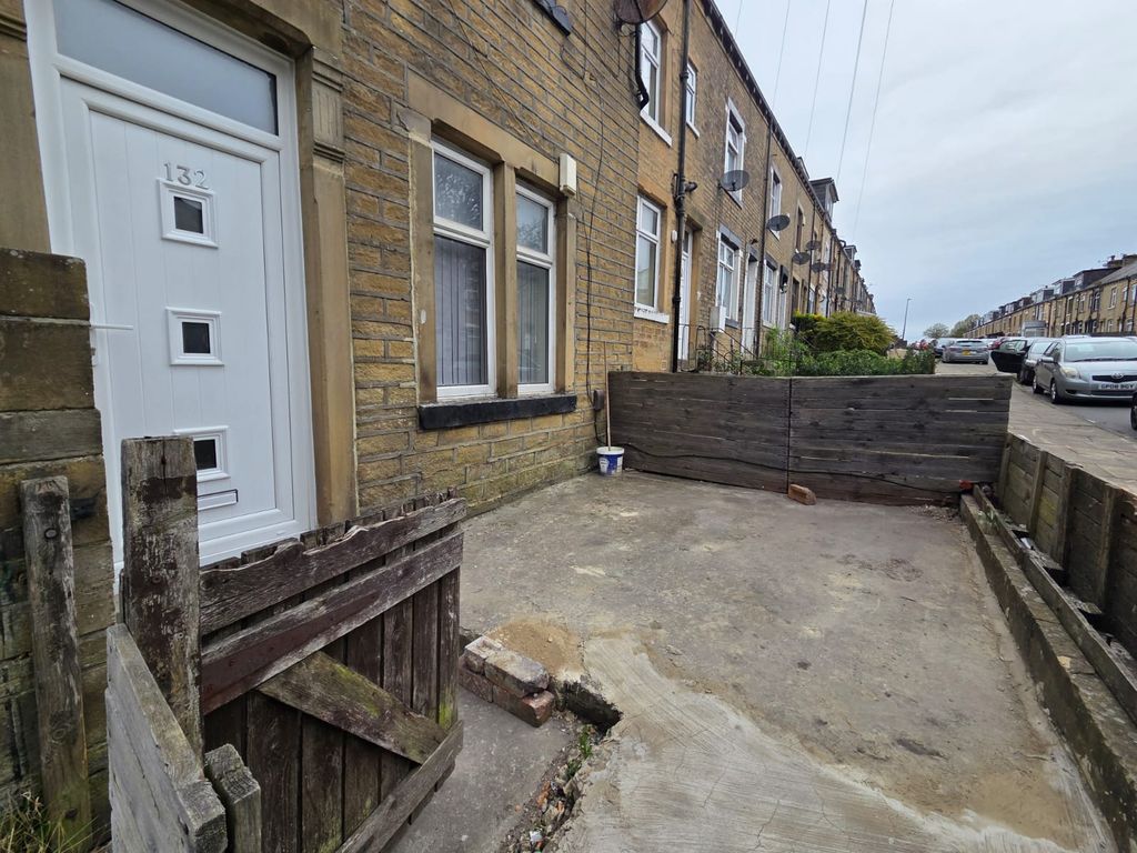 Property photo 3 of 23 Gallery