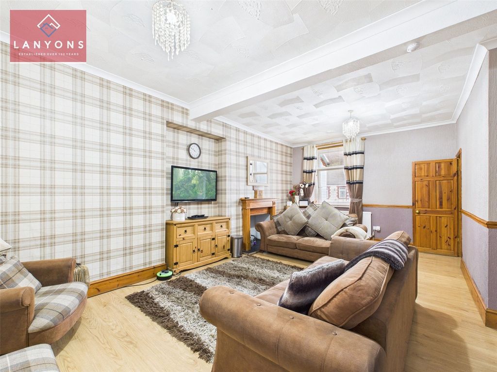 Property photo 2 of 12 Picture No. 09