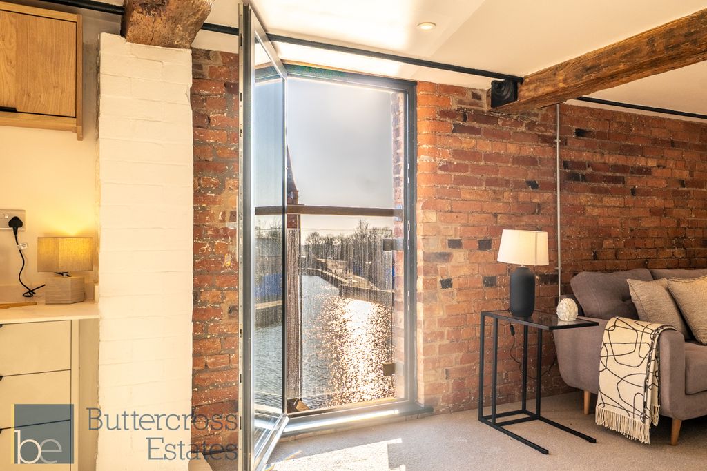 Property photo 3 of 18 River Views