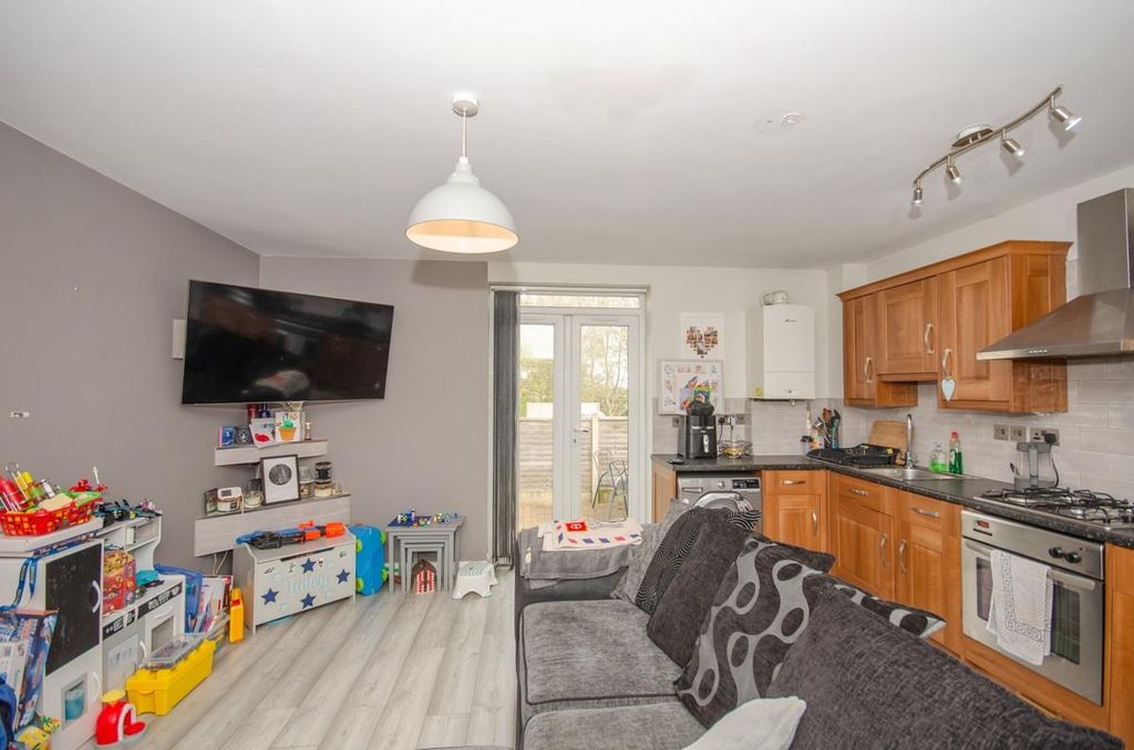 Property photo 2 of 14 Kitchen-Living Room Pic 2.Jpg