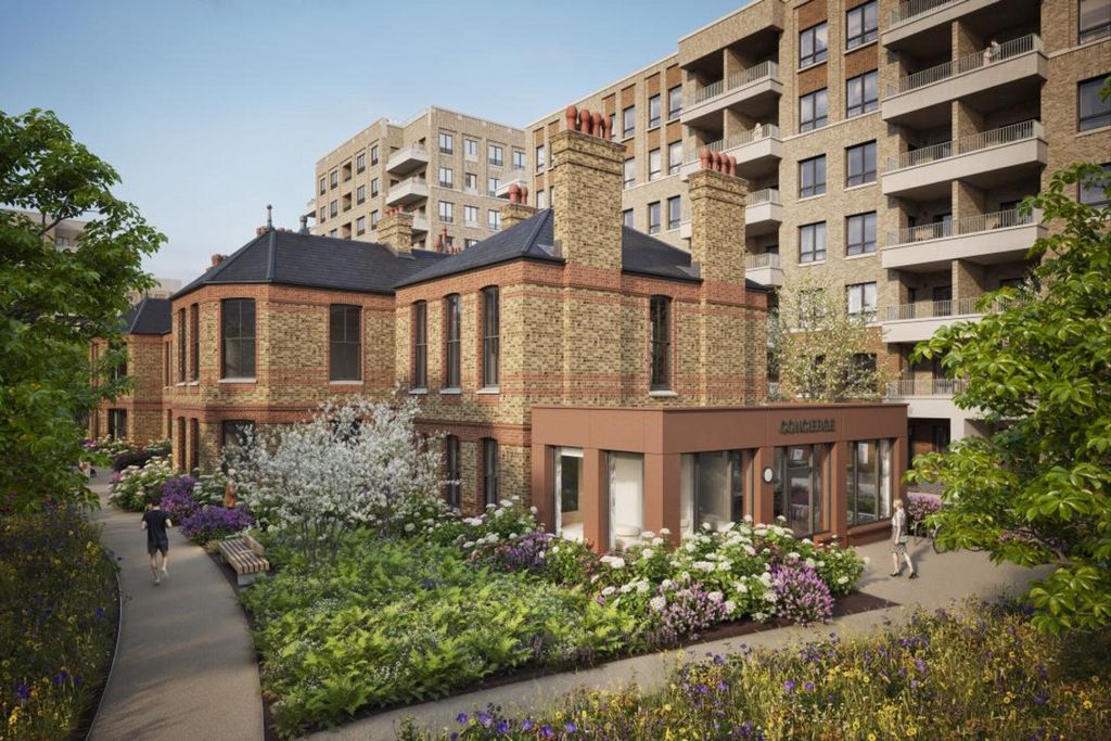 Property photo 1 of 12