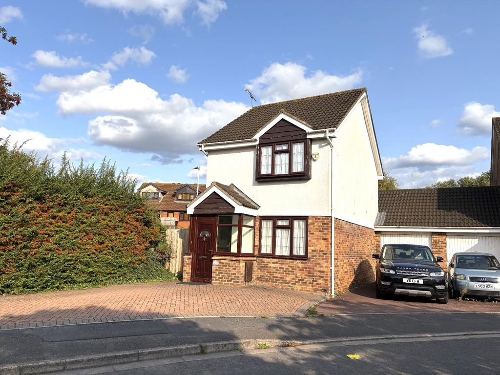 Property photo 1 of 14 Kings Front.Jpg