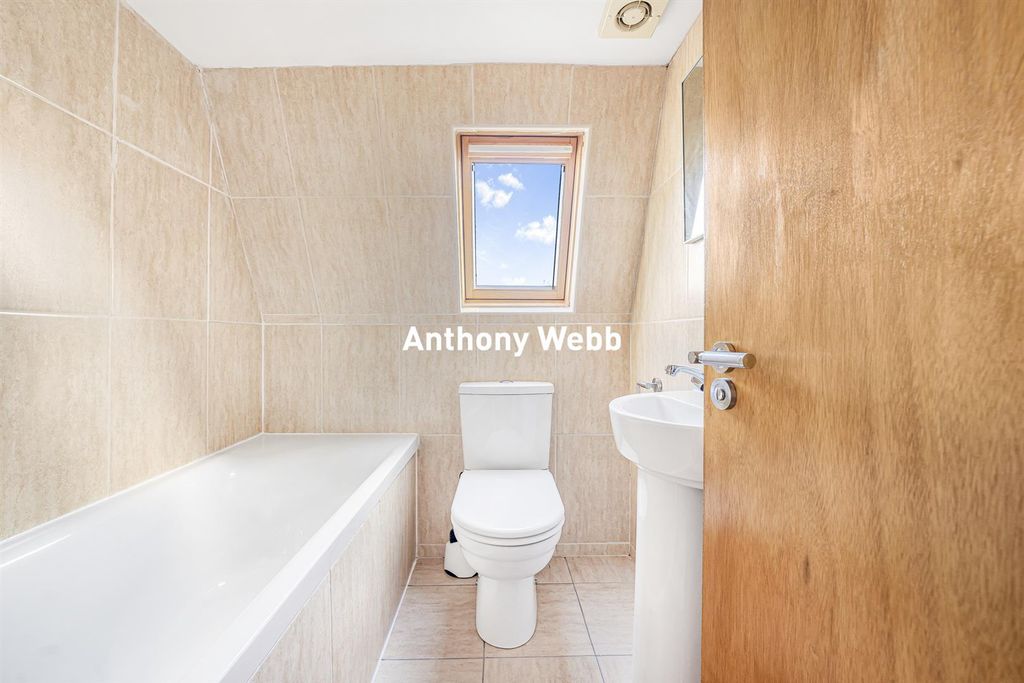 Additional image 26 of 7 bed detached house for saleChalkwell Park Avenue, Enfield EN1