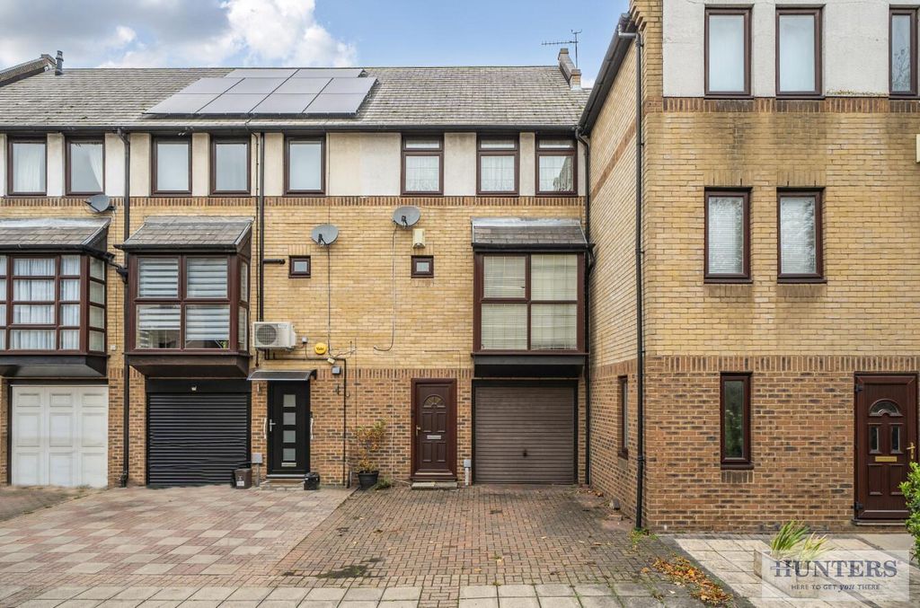 Property photo 1 of 18 E56Af3E0-577B-44d2-8ce0-F5d068033209.Jpg