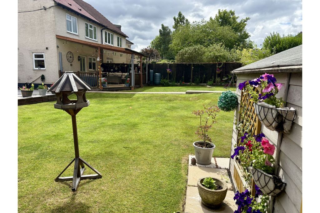 Property photo 2 of 24