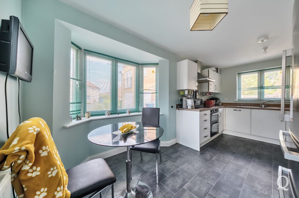 Property photo 3 of 21 B0c33Df7-93Cf-437...