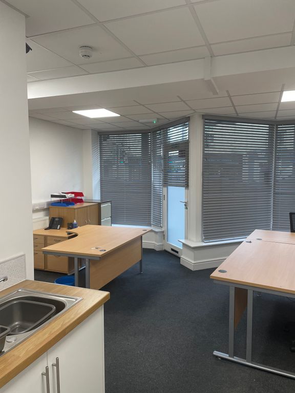 Property photo 3 of 8