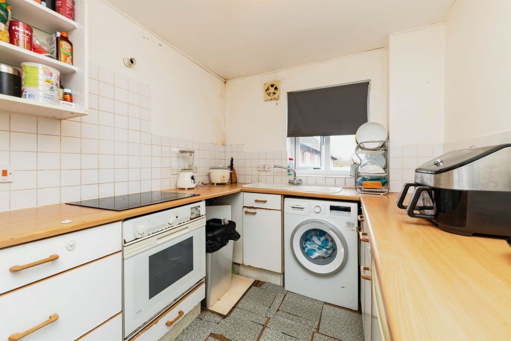 Property photo 3 of 17