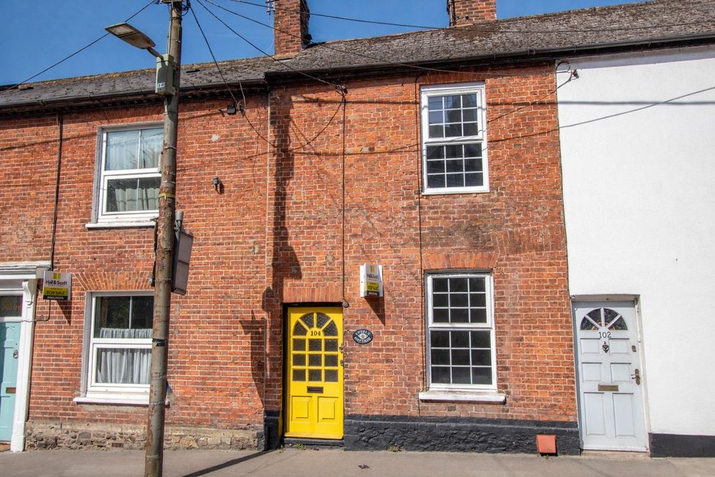 Property photo 1 of 9 Front