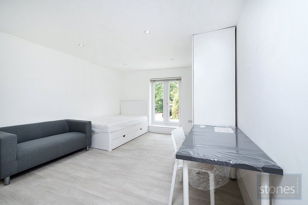 Property photo 1 of 13 Picture No. 02