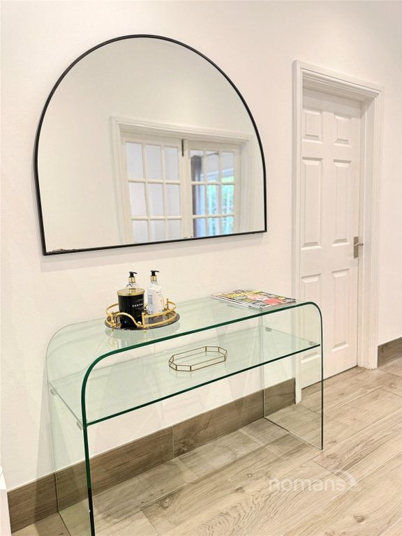 Property photo 3 of 22 Picture No. 40