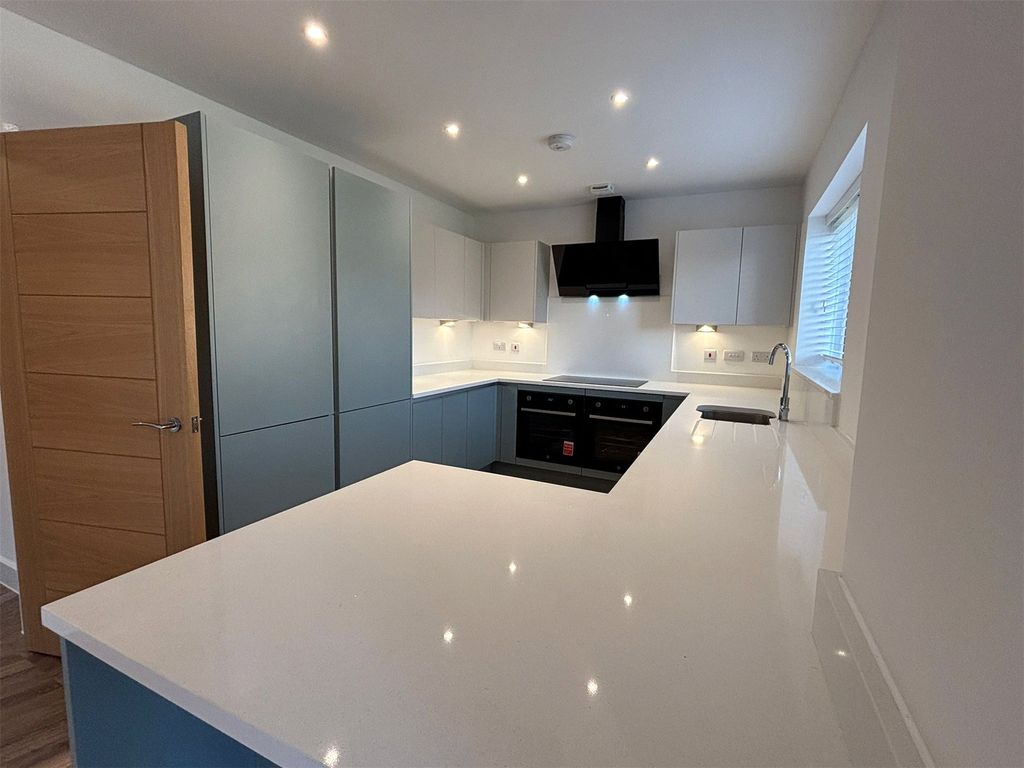 Property photo 3 of 25 Picture No. 55