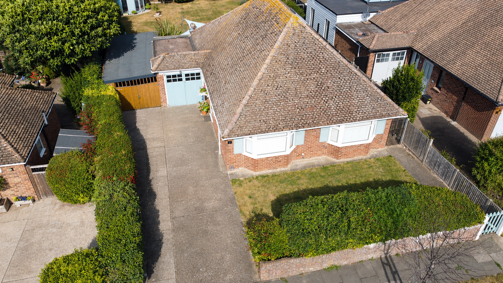 Property photo 2 of 26