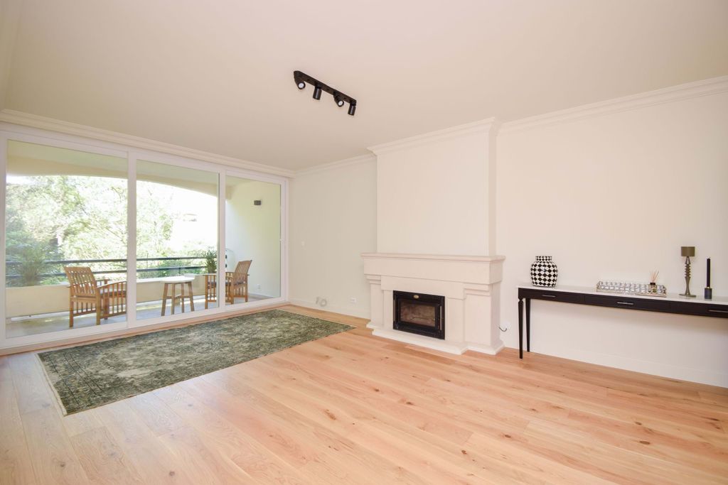 Property photo 1 of 47