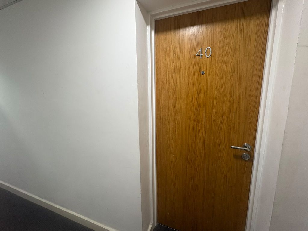 Property photo 2 of 9