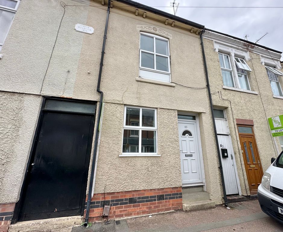 Property photo 1 of 12
