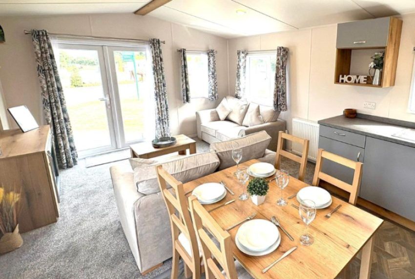 Property photo 1 of 4 6Mksp6895Ca83267B9.Jpg