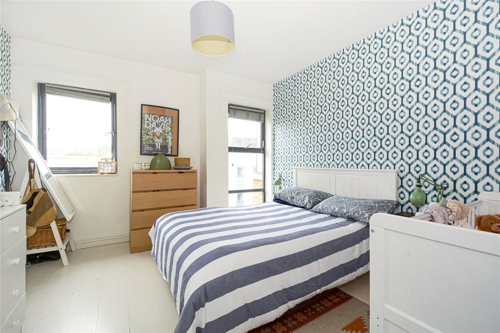 Property photo 3 of 13 Picture No. 14