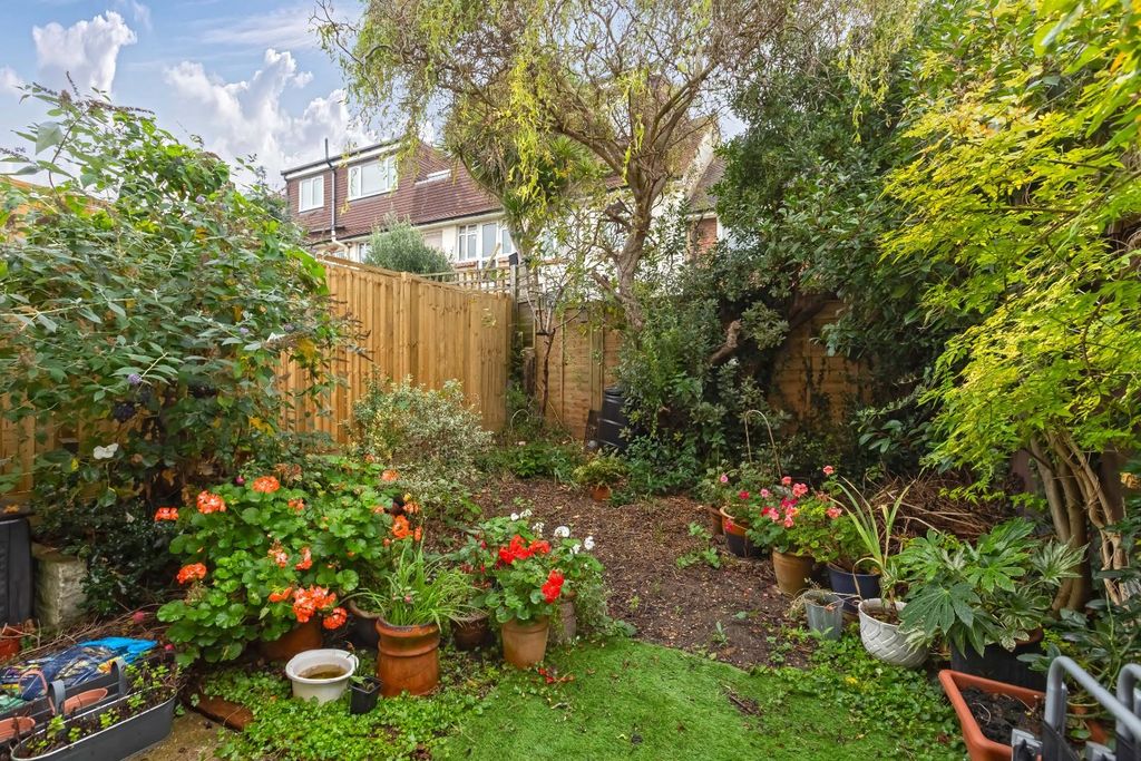 Property photo 2 of 18 Milinthorpe_2.Jpg