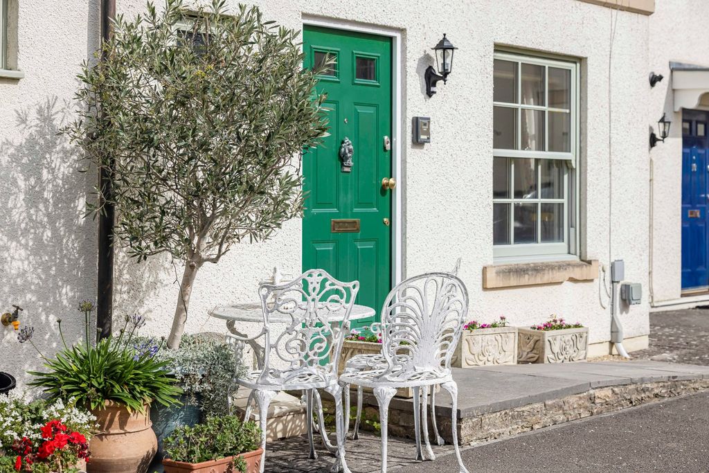 Property photo 1 of 19 Picture No. 28