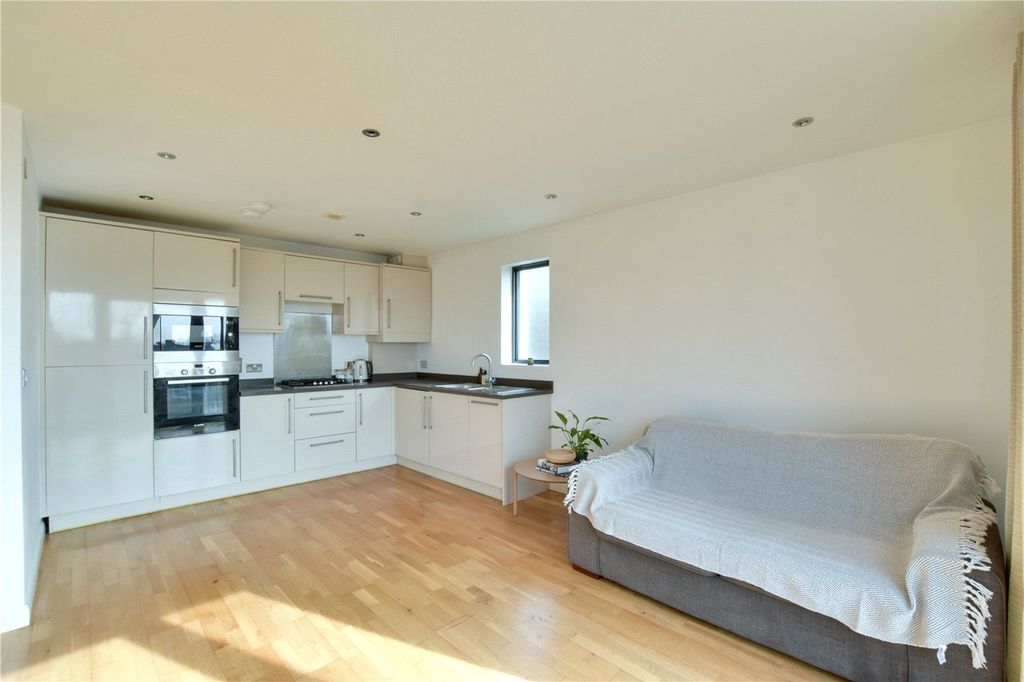 Property photo 2 of 9 Picture No. 07