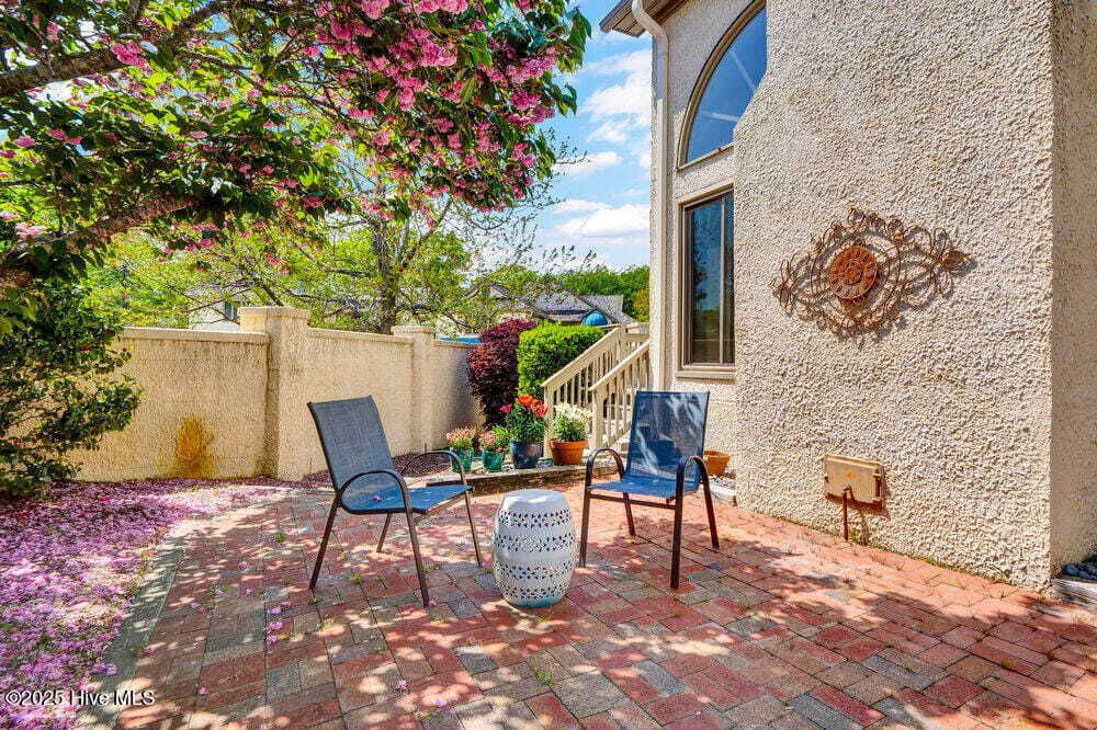Property photo 3 of 27 <Alttext/>