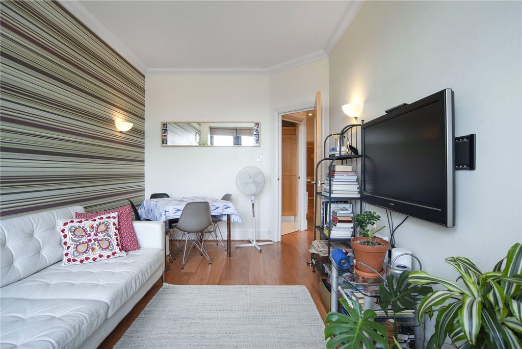 Property photo 3 of 12 Living Room