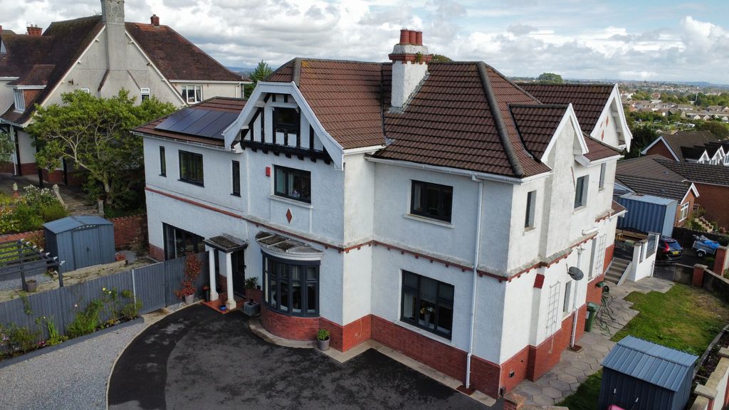 Property photo 1 of 38