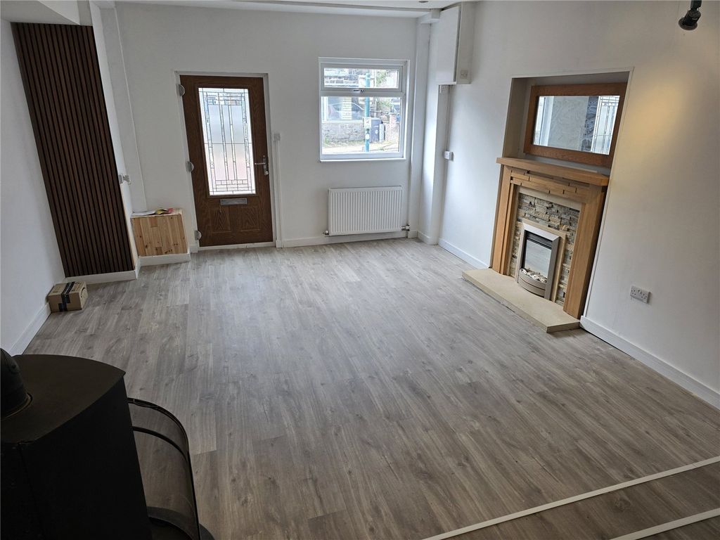 Property photo 2 of 13 Picture No. 01