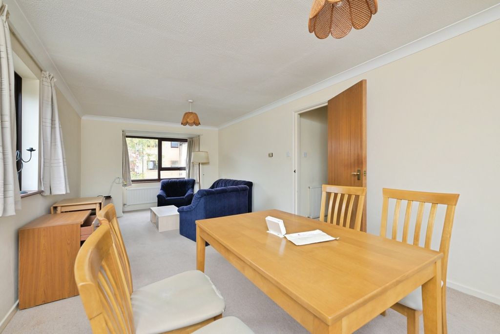 Property photo 3 of 19 Photo