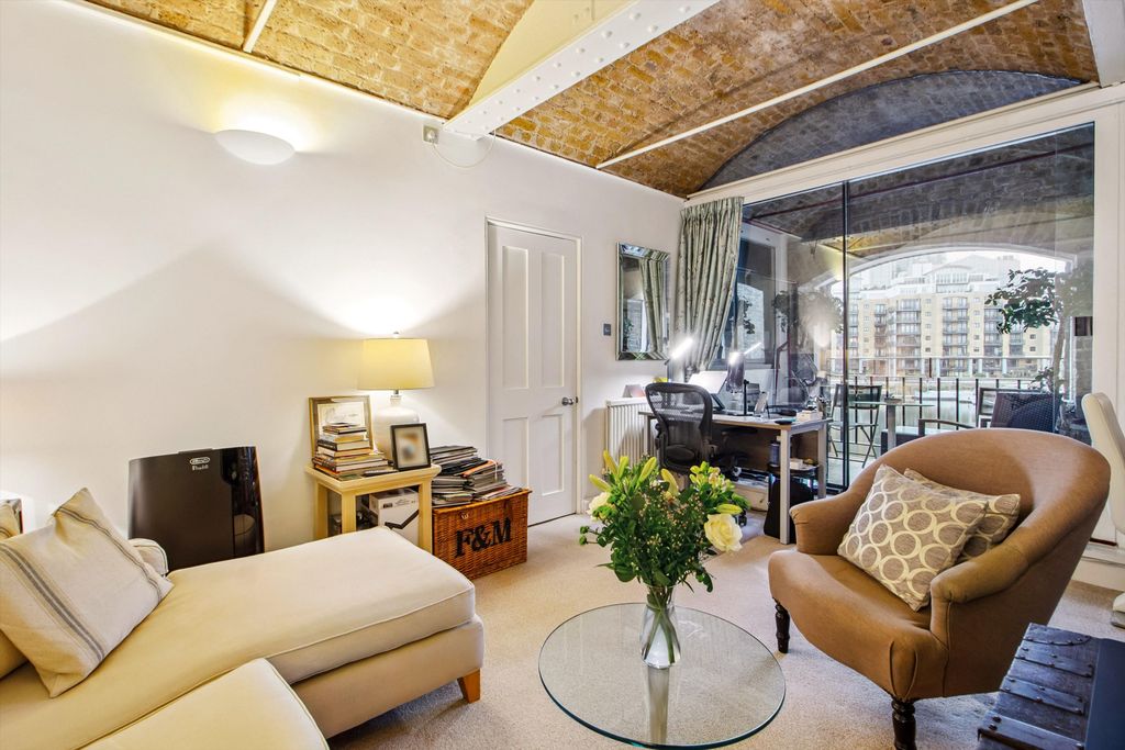 Property photo 1 of 12 Image