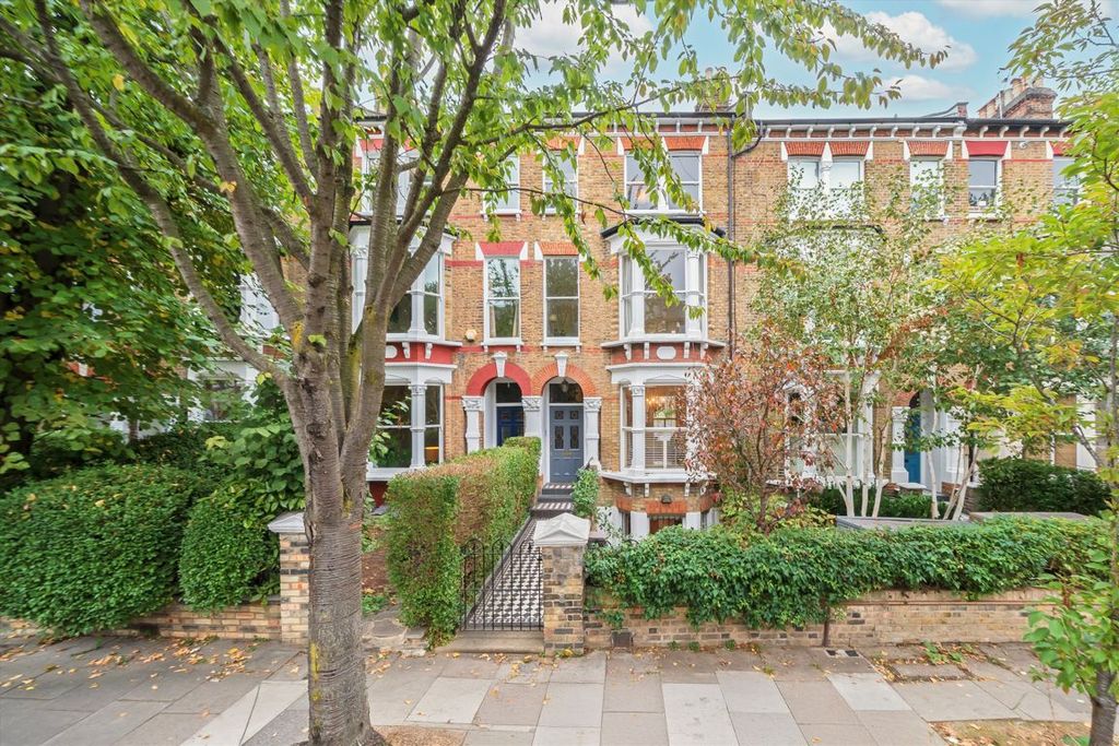 Property photo 1 of 13