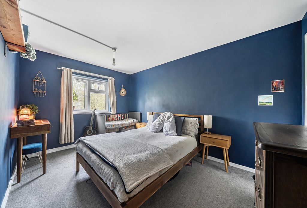 Property photo 3 of 11 Bedroom