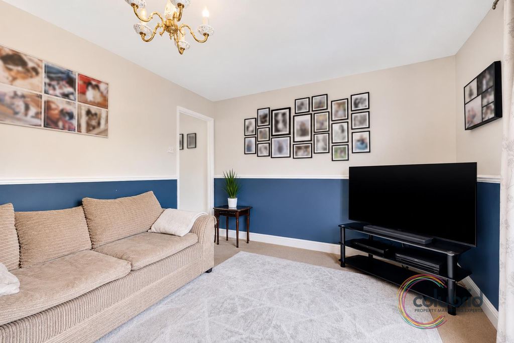 Property photo 3 of 18