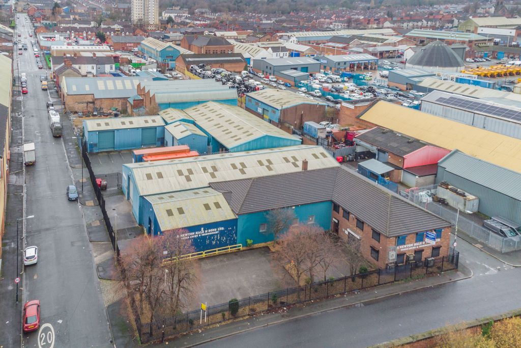 Property photo 2 of 16 47-61 Corporation Road, Birkenhead CH41 3Ng