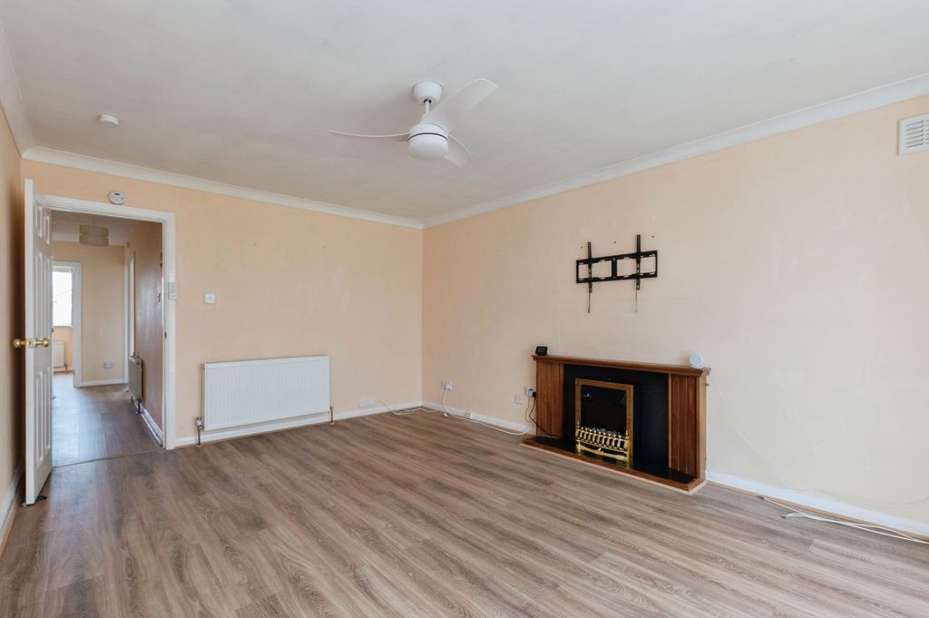 Property photo 3 of 18 Image 3