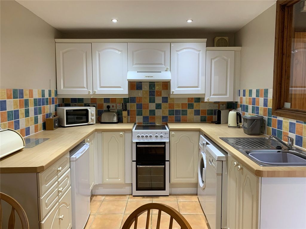 Property photo 3 of 15 Picture No. 04