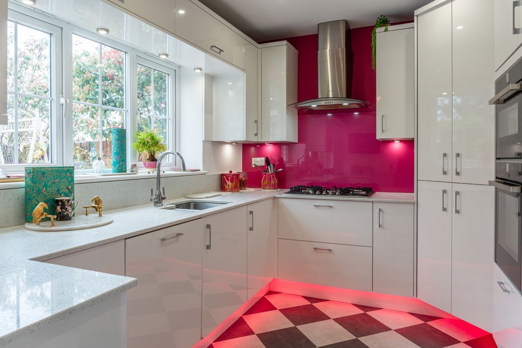 Property photo 3 of 39 Blacktown Gardens-19