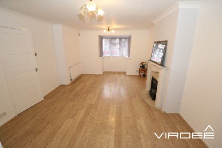 Property photo 3 of 24