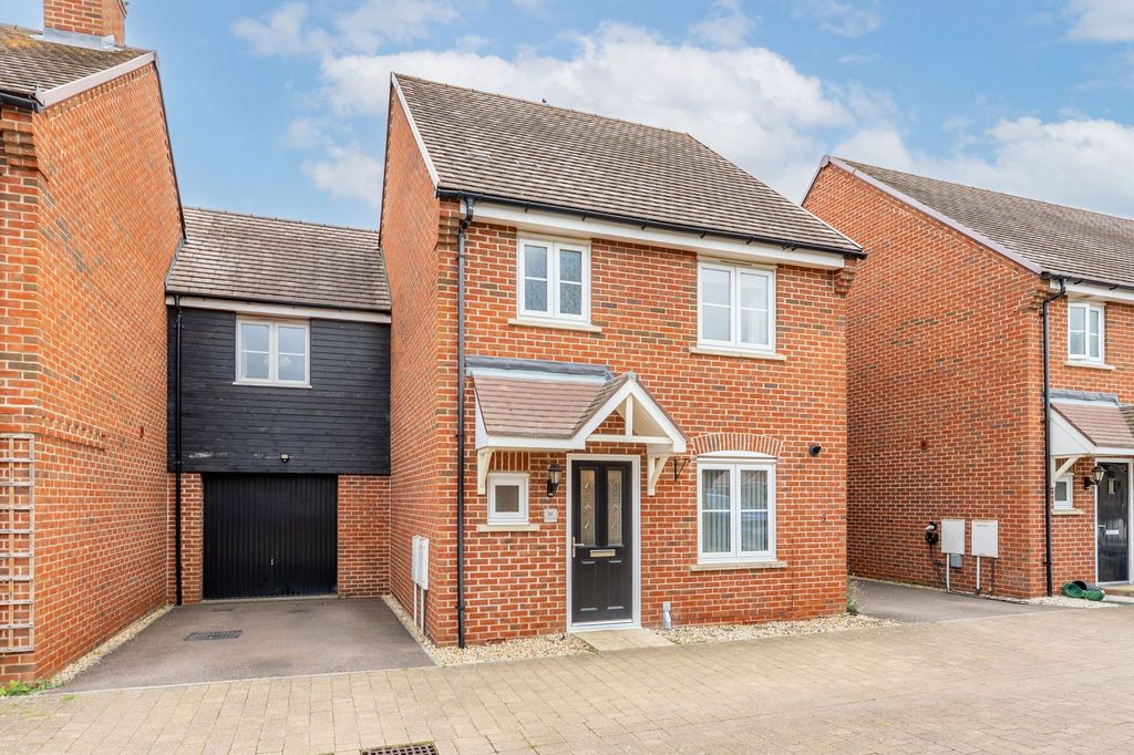 Property photo 1 of 25