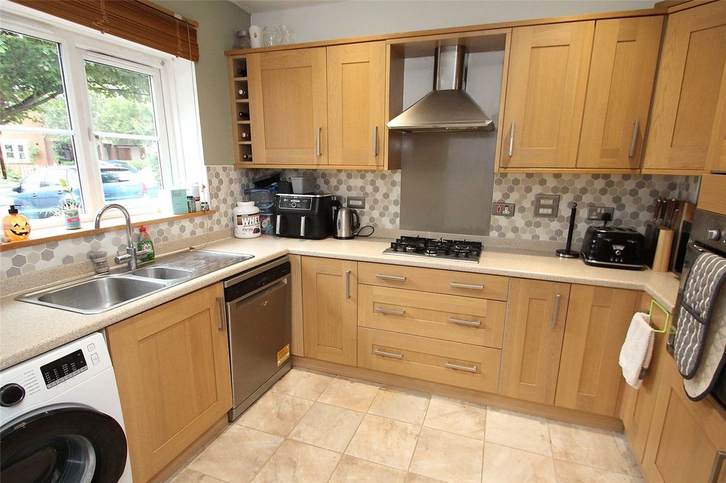 Property photo 3 of 19 Picture No. 08