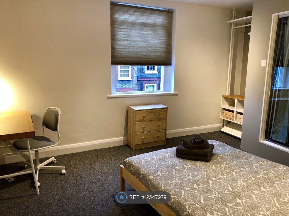 Property photo 2 of 30