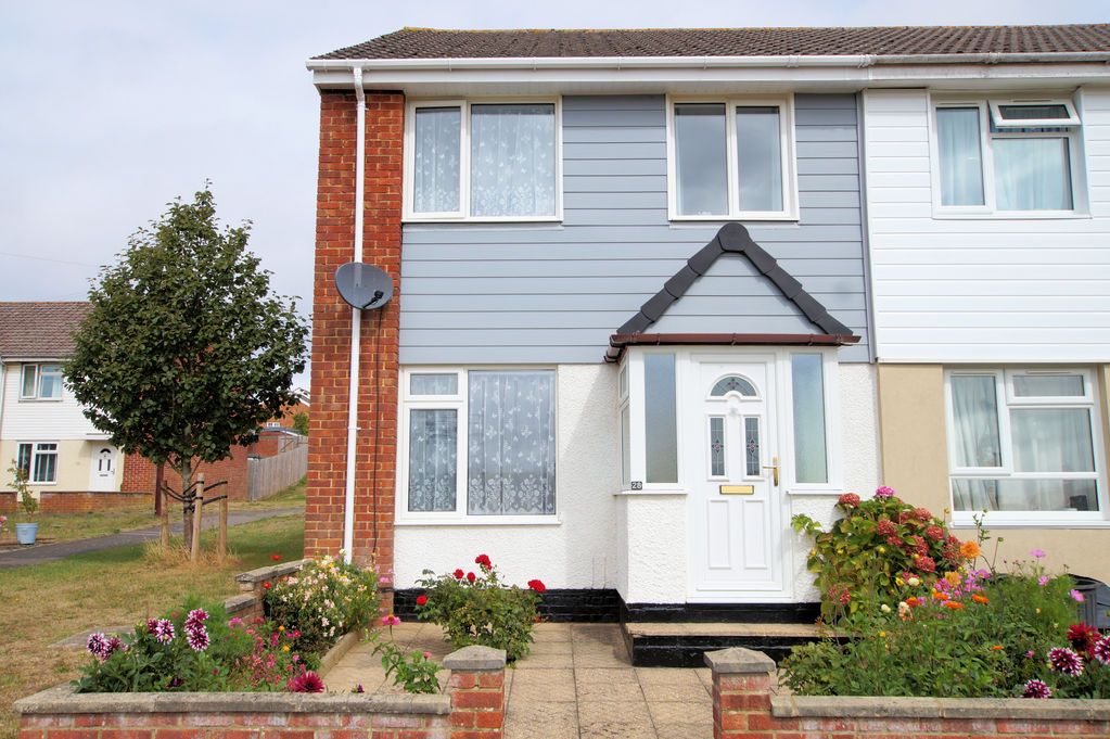 Property photo 1 of 18 Front