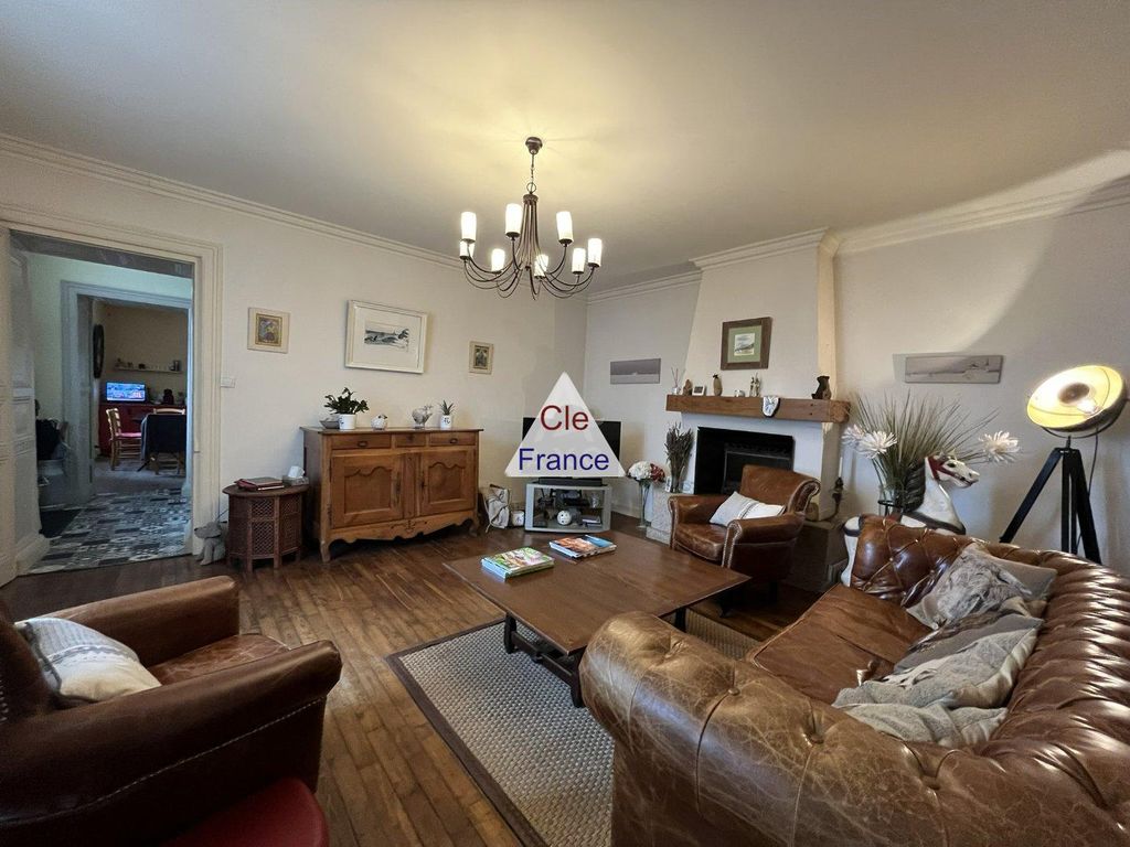 Property photo 3 of 11